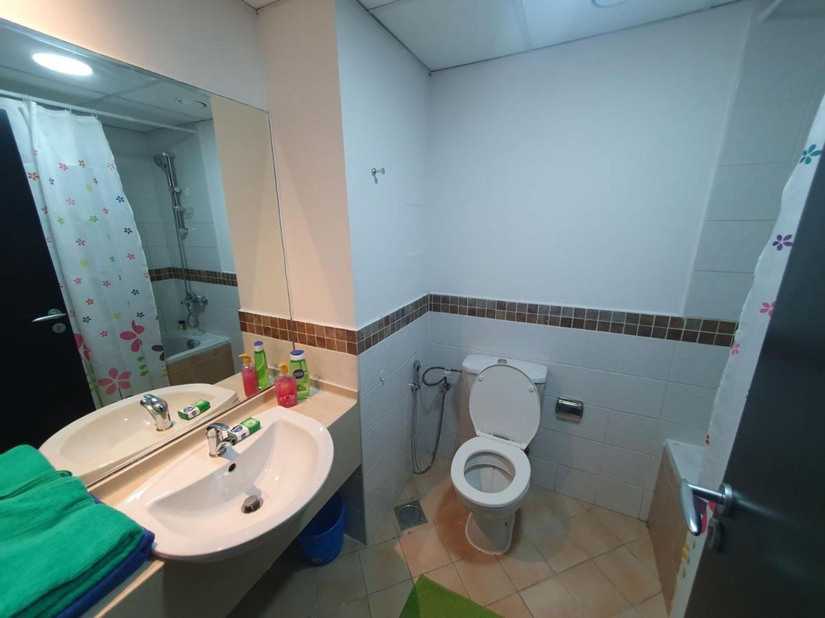 La Riviera Apartment Dubai Exterior photo
