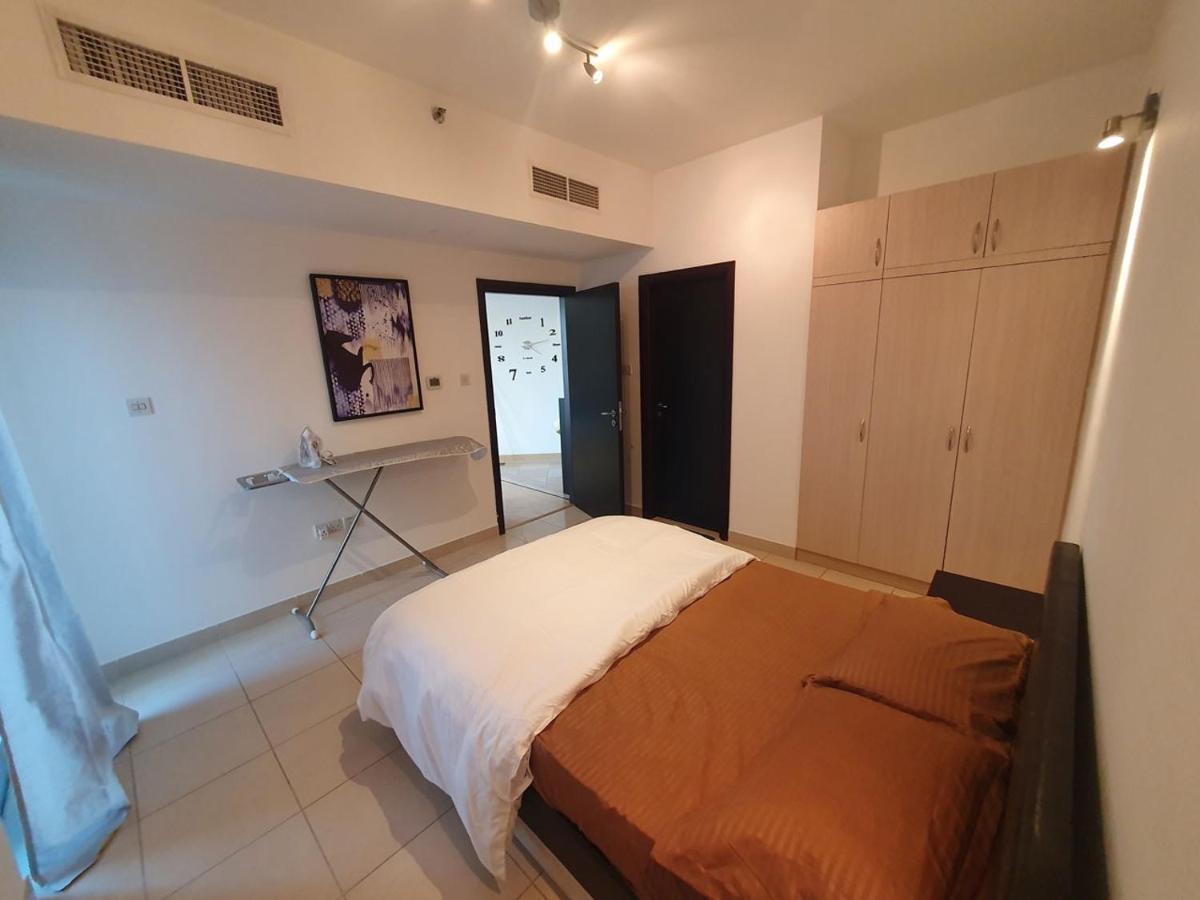 La Riviera Apartment Dubai Exterior photo